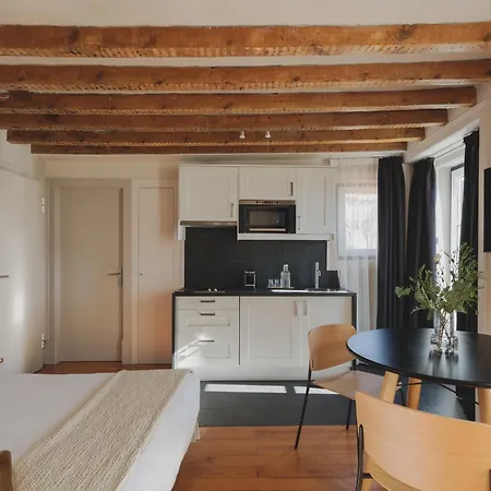Casa Solayme Vitoria * ליסבון