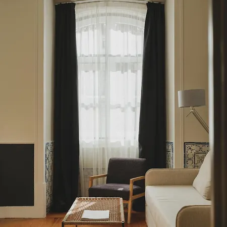 Casa Solayme Vitoria * ליסבון