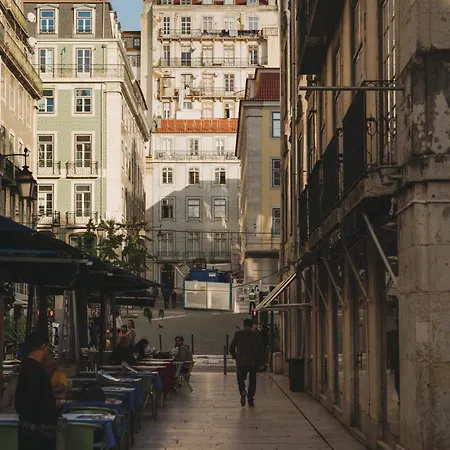 Casa Solayme Vitoria * ליסבון